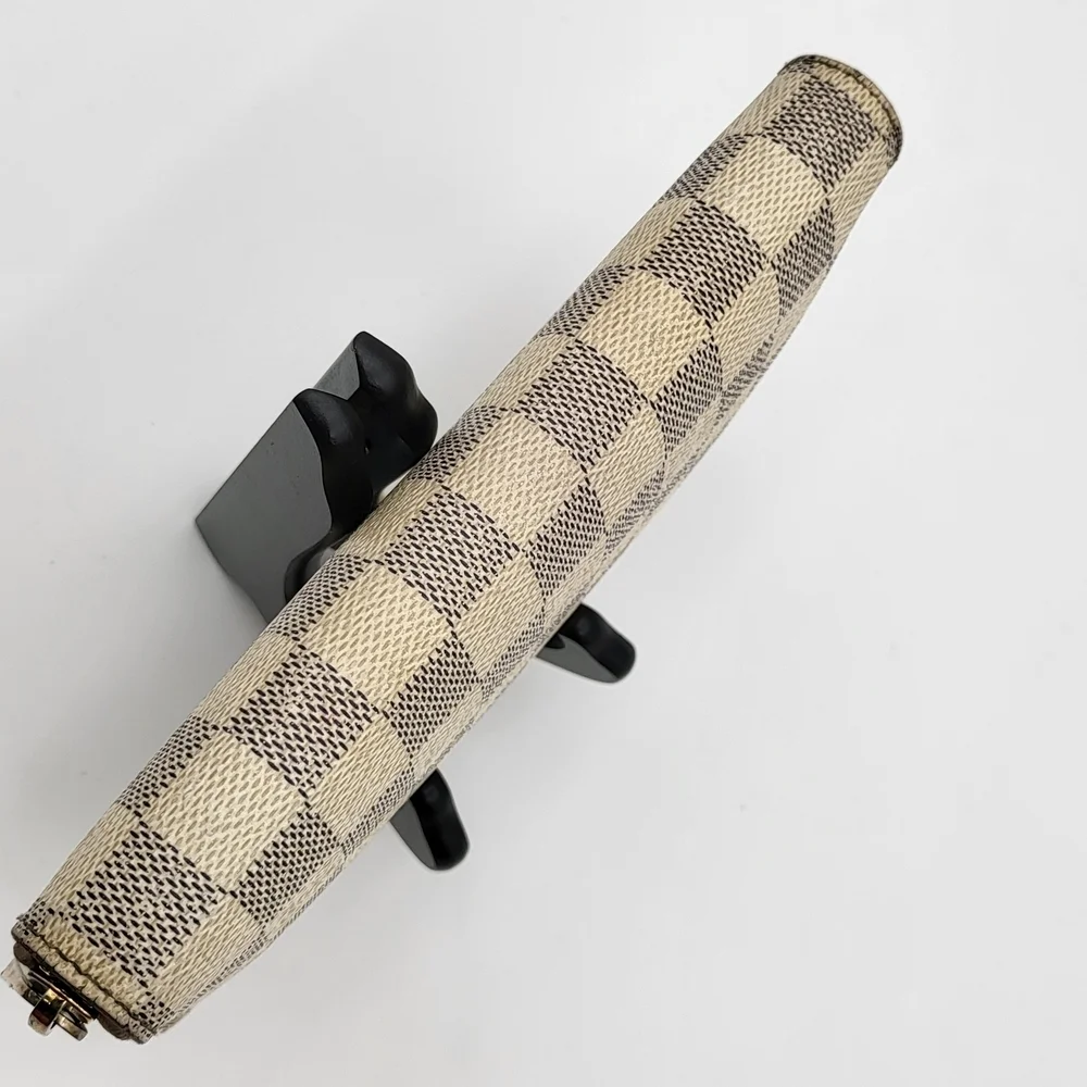 Louis Vuitton Damier Azur Zippy Long Wallet. Authentic....